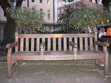 Empty bench in Soho Square x390